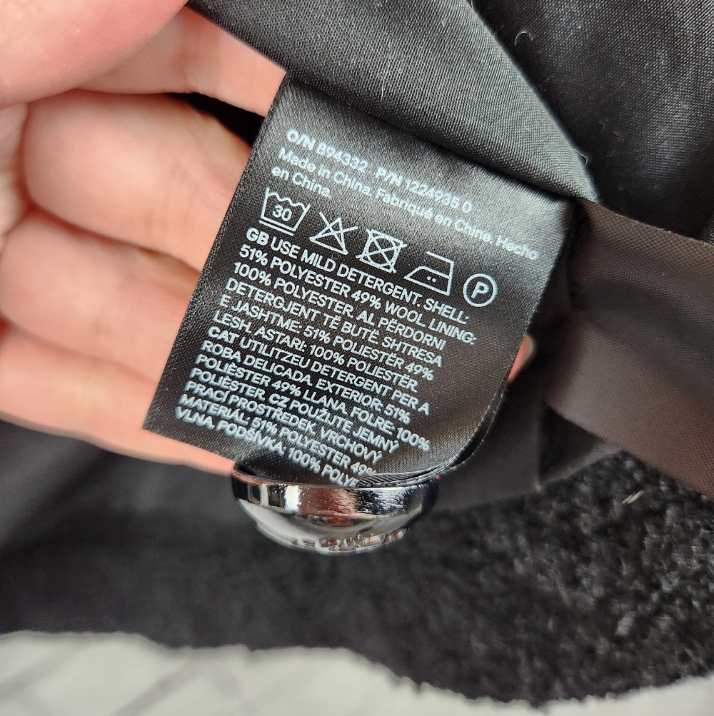 H&M Black Jacket - Picture 5 of 6